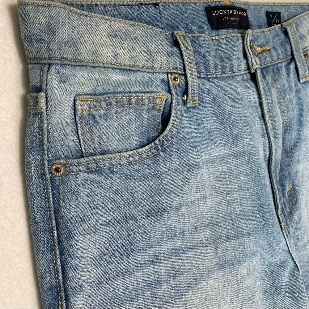 Lucky Brand High Rise Mom Jean Drew Frayed Hem Ankle Size 8/29 #1521 - Picture 3 of 12